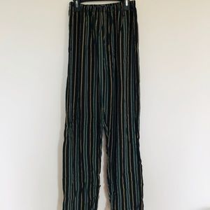 Brandy Melville Straight Leg Dress Pants💚